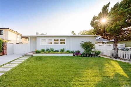 181 Costa Mesa Street Costa Mesa, CA 92627