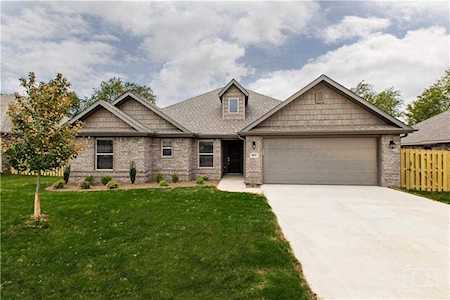 2061 Seay Circle Pea Ridge, AR 72751