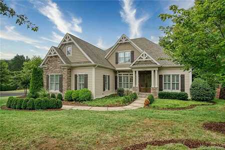 18603 Silent Falls Cove Davidson, NC 28036