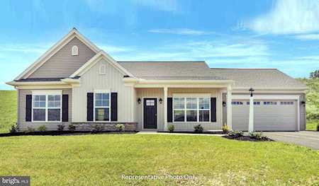205 Sweet Birch Ln Womelsdorf, PA 19567