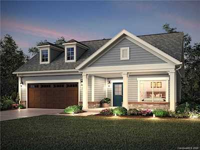 9032 Treetop Dr NW Concord, NC 28027