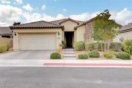 8401 Canyon Sun Ct Las Vegas, NV 89166