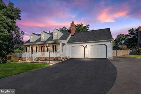 11933 Grason Ln Bowie, MD 20715