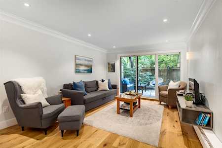 2416 W 3rd Avenue #101 Vancouver, BC V6K 1L8