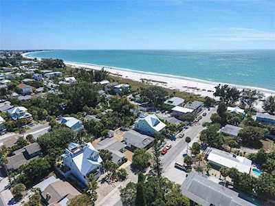 113 Palm Ave Anna Maria, FL 34216