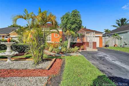 20122 NW 35th Ave Miami Gardens, FL 33056