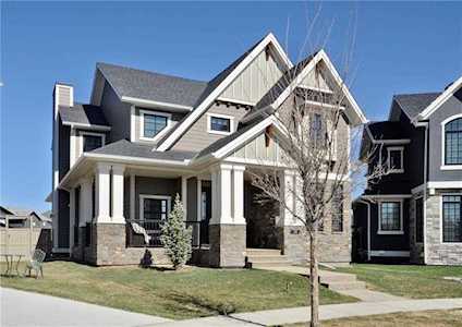 38 Cooperstown Ct SW Airdrie, AB T4B 0Z9