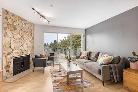 2295 Pandora Street #303 Vancouver, BC V5L 1N6