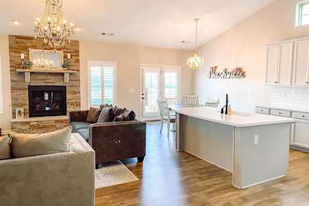 920 Fairdale Ct Nashville, TN 37221