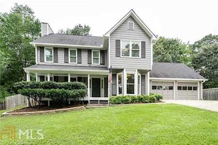 736 Creek Trail Kennesaw, GA 30144