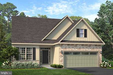 818 Summer Breeze Path Cochranville, PA 19330