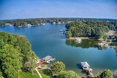 234 Bullfinch Rd Mooresville, NC 28117