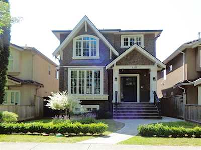 4811 Elgin Street Vancouver, BC V5V 4S2
