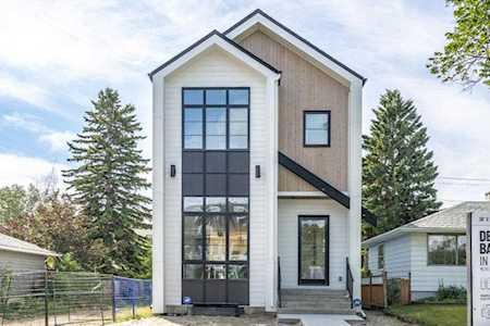 1915 49 Ave SW Calgary, AB T2T 2V3