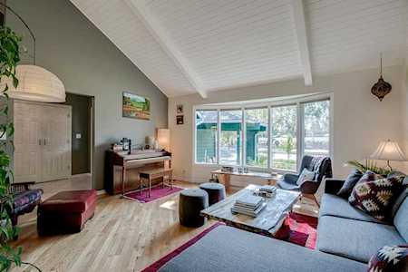 13816 Parkland Blvd SE Calgary, AB T2J 3X4