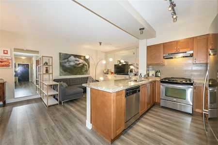 1111 E 27th Street #314 North Vancouver, BC V7J 1S3