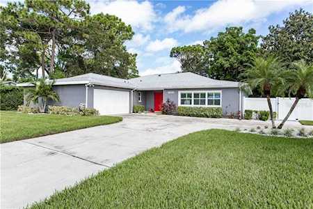 8830 Merrimoor Blvd Seminole, FL 33777