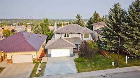 2708 Signal Ridge View SW Calgary, AB T3H 2J6