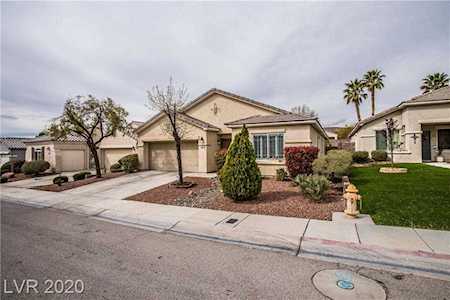 2651 Thornview St Las Vegas, NV 89135