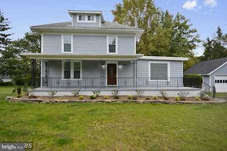 2447 Gallows Rd Dunn Loring, VA 22027