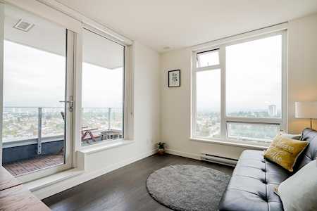 5515 Boundary Road #2705 Vancouver, BC V5R 0E3