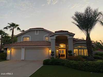 1042 S Crown Key Court Gilbert, AZ 85233