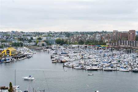 1000 Beach Avenue #1002 Vancouver, BC V6E 4M2