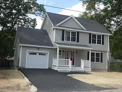 154 Hillhaven Rd Manchester, NH 03104