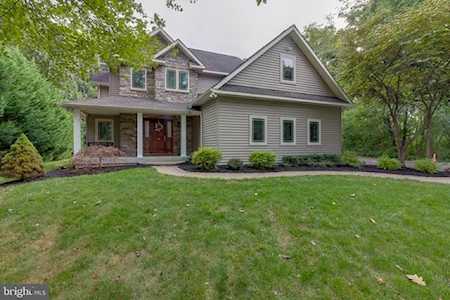 38 Fountain Blvd Burlington, NJ 08016