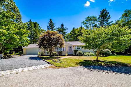 1 Coddington Ct East Greenwich, RI 02818