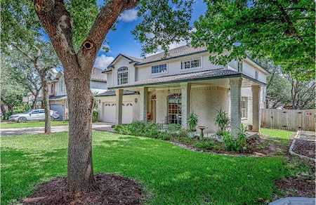 8921 Lanna Bluff LOOP Austin, TX 78749