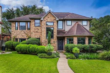 6403 Danvers CT Austin, TX 78739