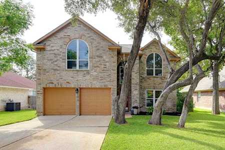 1600 Colby LN Cedar Park, TX 78613