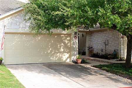 3300 Forest Creek DR #18 Round Rock, TX 78664