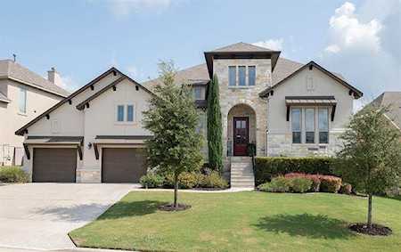 8704 Fescue LN Austin, TX 78738