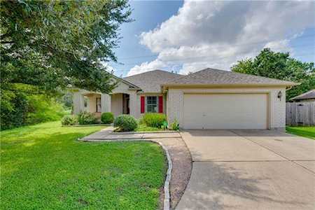 4901 Flaming Oak CV Austin, TX 78749