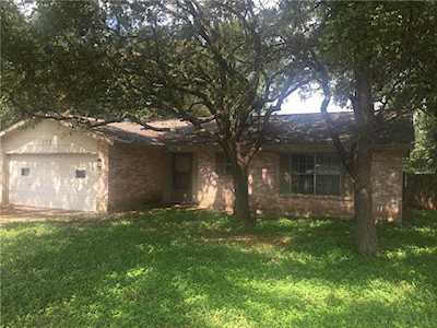 7736 Croftwood DR Austin, TX 78749