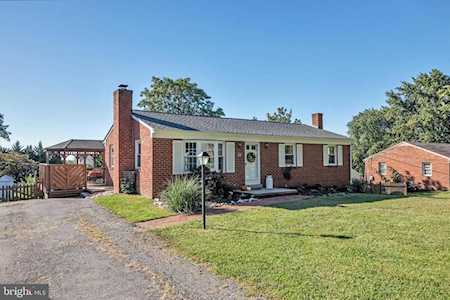 12 Quarter Branch Rd Lovettsville, VA 20180