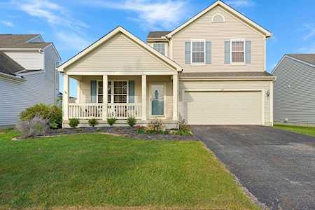 817 Bent Oak Drive Blacklick, OH 43004