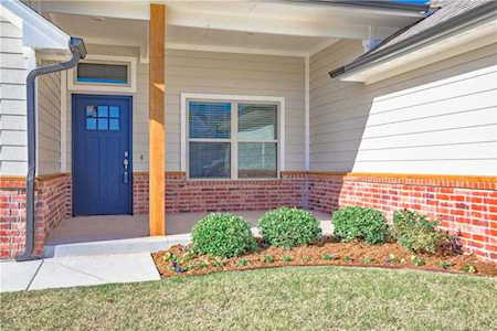 3029 Brookstone Pass Dr Yukon, OK 73099
