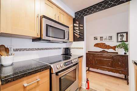 2412 Alder Street #101 Vancouver, BC V6H 3Z4