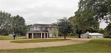 668 Cleve Cole Road Denison, TX 75021