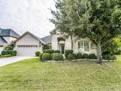 9121 Grandview Drive Denton, TX 76207