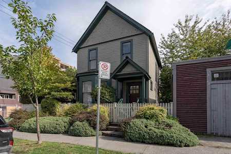 430 Princess Avenue Vancouver, BC V6A 3C8