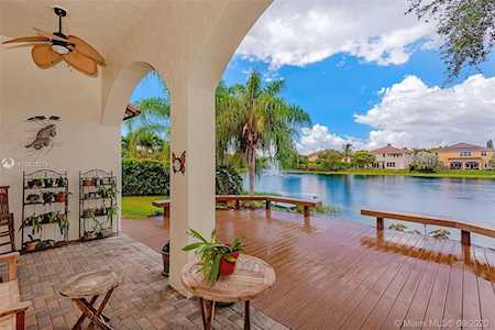 10475 SW 56th St Cooper City, FL 33328