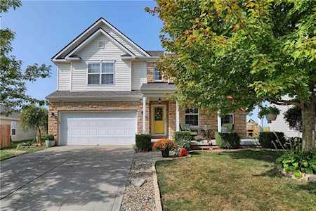 3832 Dusty Sands Road Whitestown, IN 46075