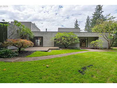 33405 NE Old Parrett Mountain Rd Newberg, OR 97132