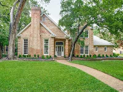 2208 Forest Creek Mckinney, TX 75072