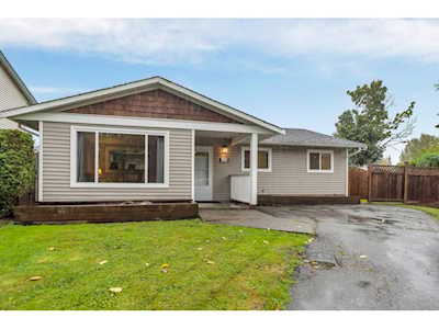 3373 270 Street Langley, BC V4W 3G7