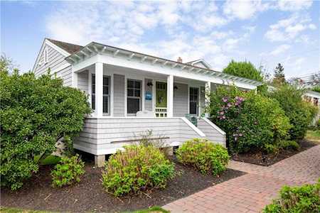 221 Purgatory Rd Middletown, RI 02842